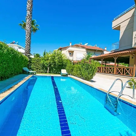Paradise Town Gordon 100 Mbps Free Wifi Villa *