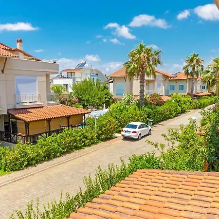 Paradise Town Gordon 100 Mbps Free Wifi Villa